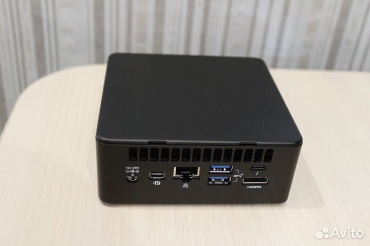 Мини-пк Intel NUC 11PAHi5 (16 Гб RAM + 512 Гб SSD)
