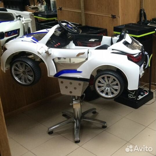 Электромобиль BMW