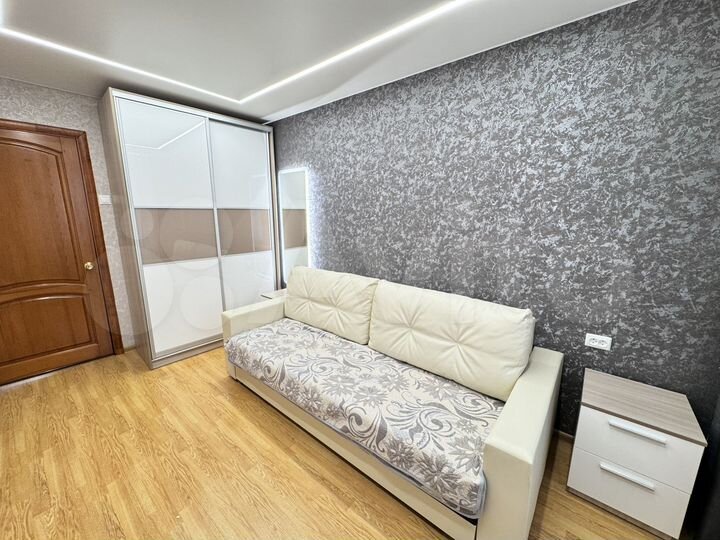2-к. квартира, 52 м², 7/10 эт.