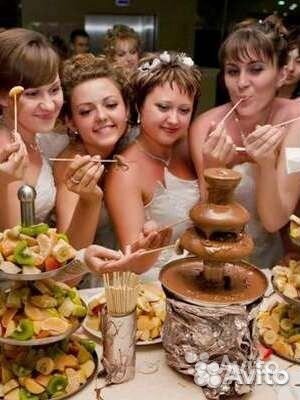 Шоколадный фонтан Chocolate Fountain, высота 25 см