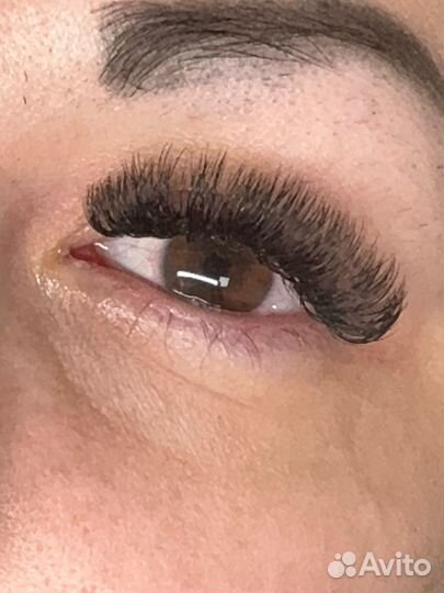 Наращивание ресниц модель Калининец