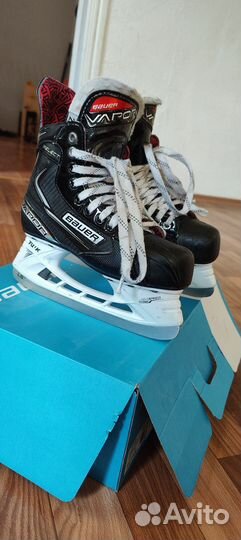 Хоккейные коньки bauer