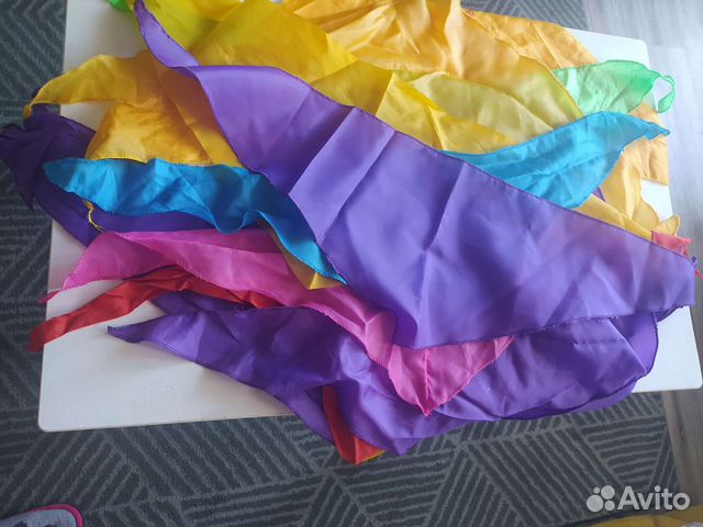 Флажки или галстуки