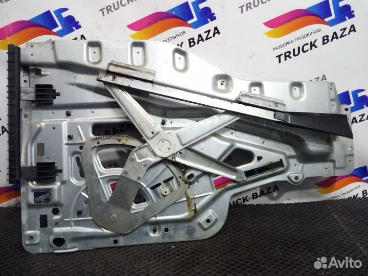 81626456024 Стеклоподъемник RH