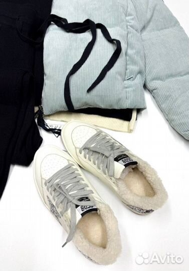 Пуховик Moncler