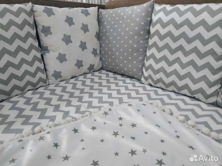 Бортики в детскую кроватку