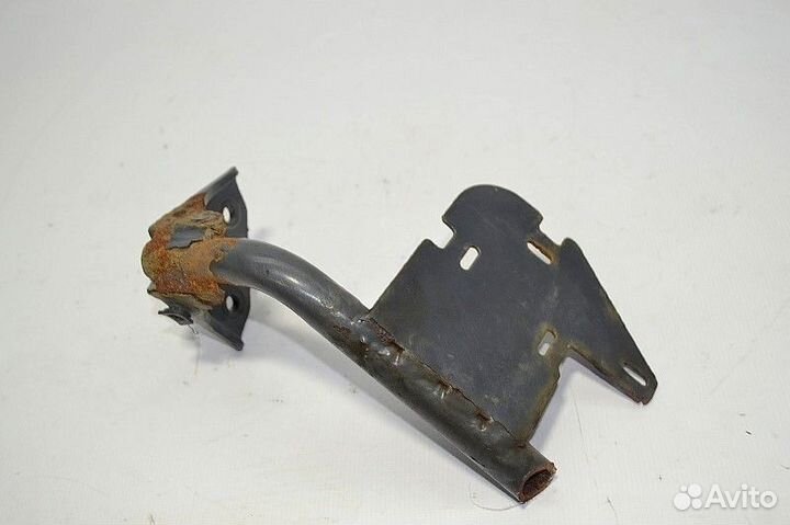 Кронштейн проводки volvo FH16 (01.93)