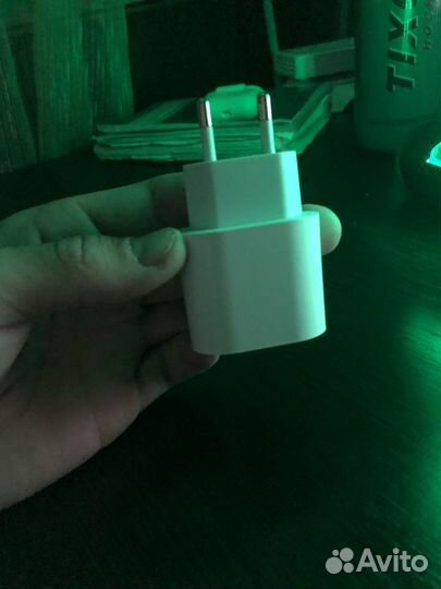 Блок питания для iPhone