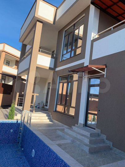 Дом 265,1 м² на участке 7 сот.