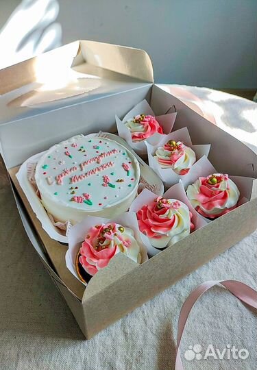 Десерты и торты на заказ