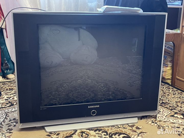 Телевизор samsung