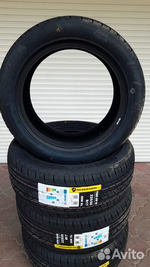 Roadmarch Prime UHP 08 225/50 R17 98W