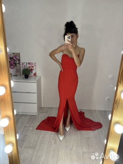 Вечернее платье