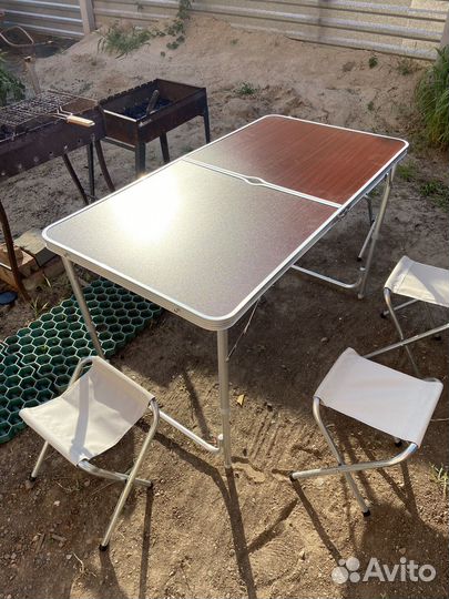 Столик для пикника со стульями