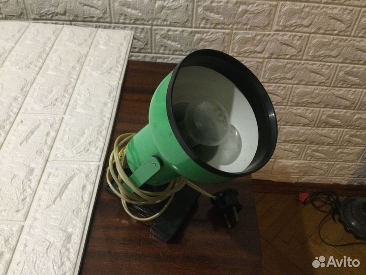 Лампа на прищепке