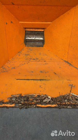 Дробилка веток,измельчитель веток,самоходный