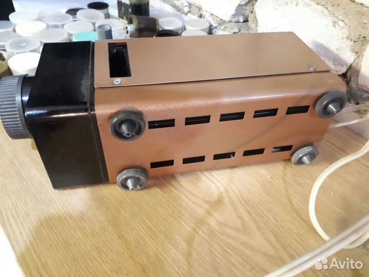 Фильмопроектор ф75-1м с диафильмами диапроектор