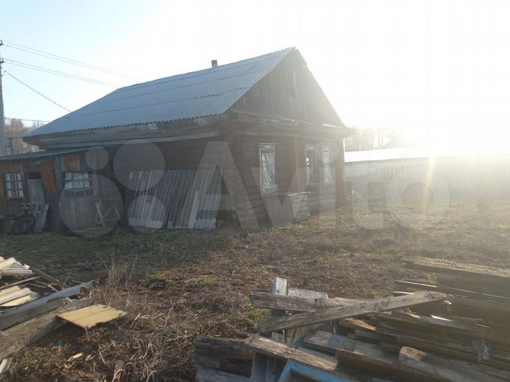 Дом 50 м² на участке 11 сот.