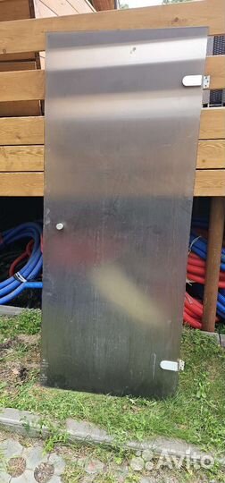 Дверь стеклянная в баню