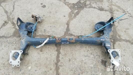 Балка задняя peugeot 5008 (56S17LQ02)