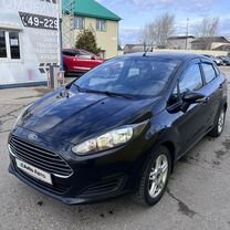 Ford Fiesta 1.6 AMT, 2016, 123 603 км, с пробегом, цена 880 000 руб.