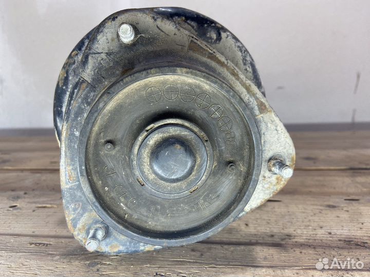 Стойка для outback