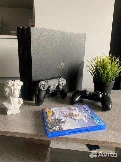 Sony PS4 pro 1TB