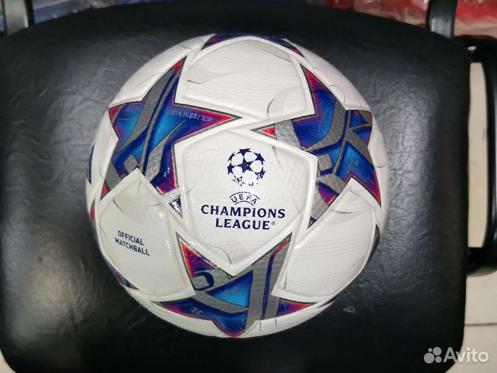 Футбольный мяч adidas лига чемпионов 2024