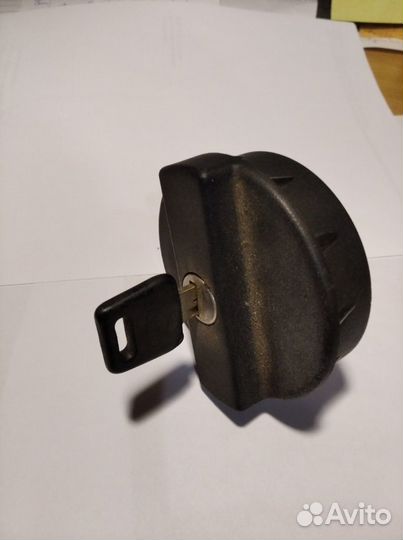 Крышка на бензобак с ключем ваз 01-07