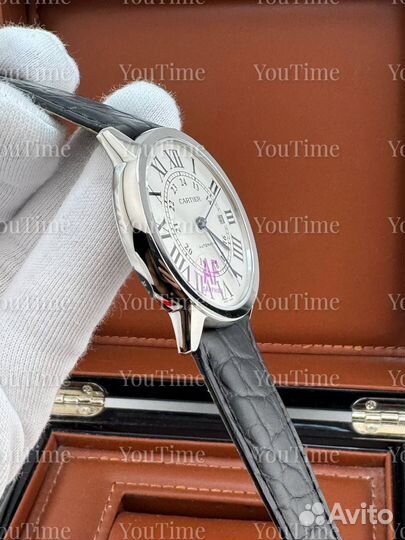 Женские Cartier Montre Ronde часы