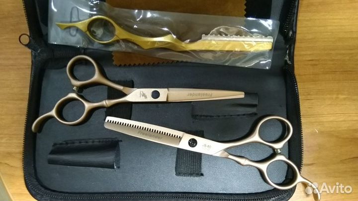 Парикмахерские ножницы