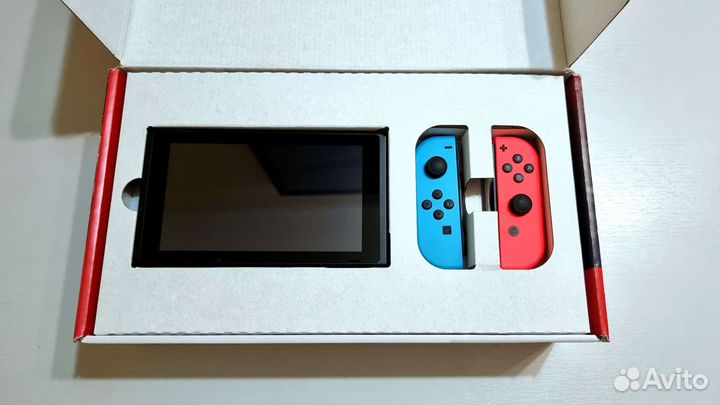 Новая Игровая консоль Nintendo Switch (Rev.2) Neon