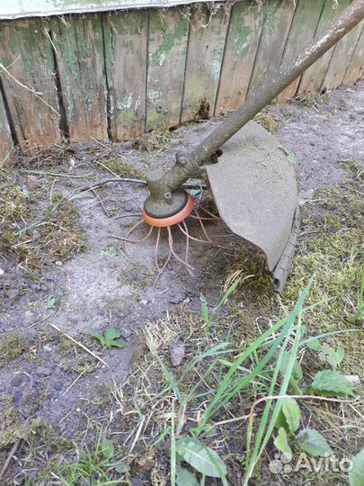 Дисковая триммерная головка для удаления сорняков