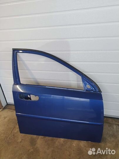 Дверь перед.правая Chevrolet lacetti седан