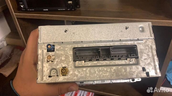 Головное устройство Додж рам Челленджер