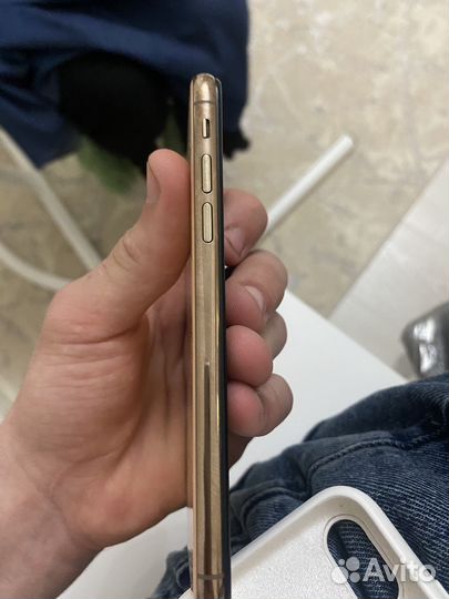 iPhone X, 64 ГБ