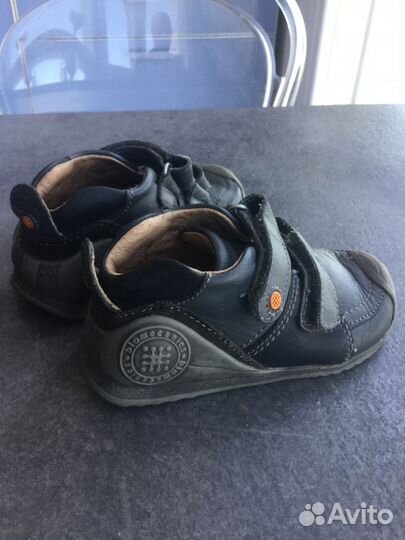 Кроссовки детские Biomecanics. Размер 22 EU