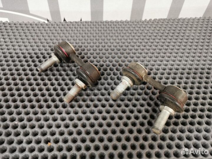 Стойка стабилизатора задняя Bmw X5 E53 M54B30 2005