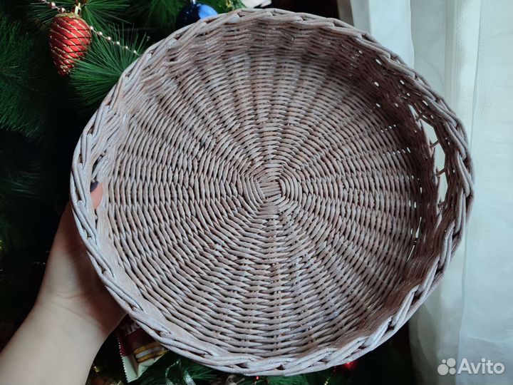 Поднос плетёный