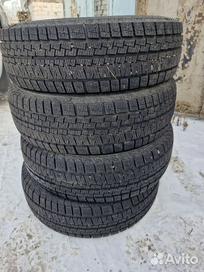 Kapsen SnowShoes AW33 175/70 R14