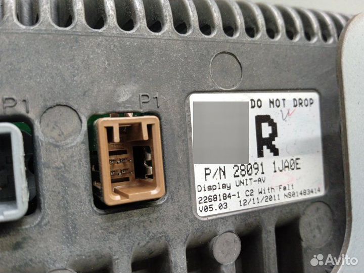 Дисплей информационный Nissan Patrol Y62 5.6 2011