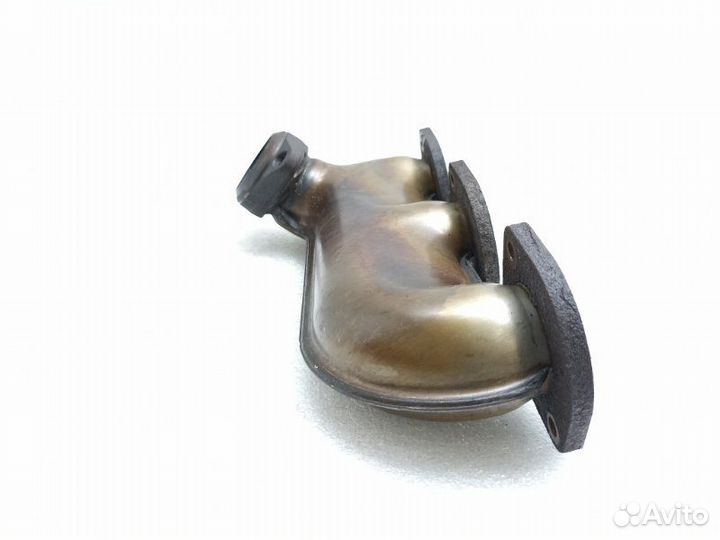 Выпускной коллектор левый Mercedes-Benz C-Class