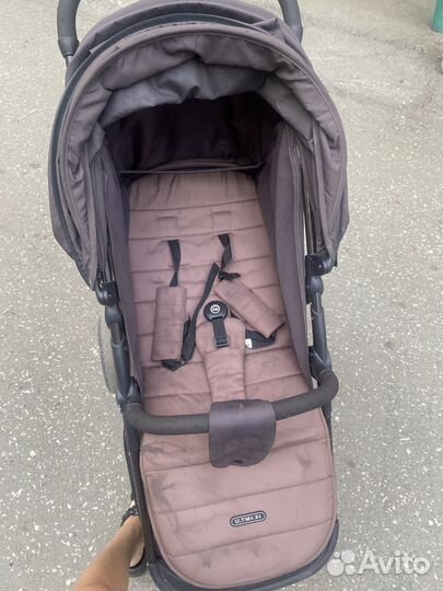 Прогулочная коляска