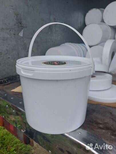 Ведро пластиковое с крышкой 10л