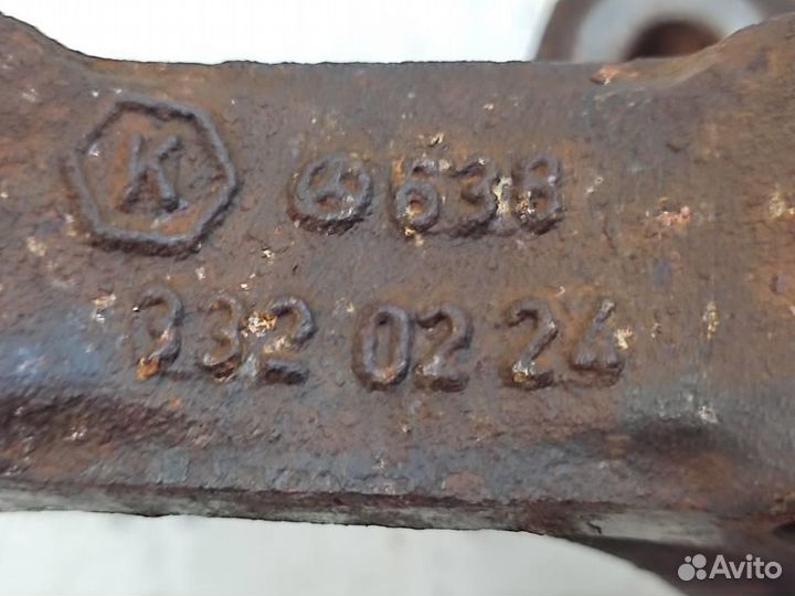 Кулак поворотный передний левый W638 V-class Vit