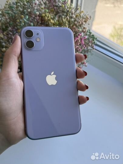 iPhone 11, 64 ГБ