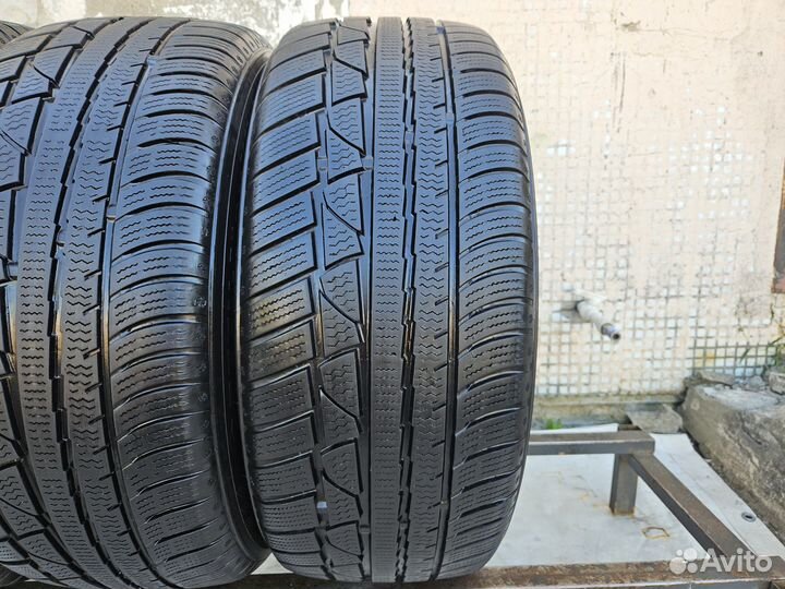 LingLong Green-Max Winter UHP 235/55 R17 103V