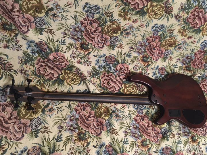 Бас гитара Cort B4