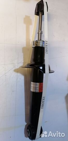 Стойки задние Nissan Primera P11