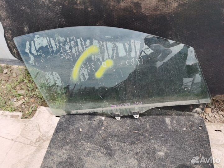 Стекло переднее правое Honda Fit GD1
